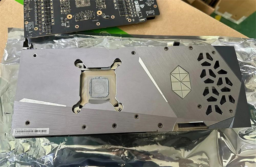 GPU esterno desktop per laptop - Rtx 4090 24Gb Graphics Card recensione e prezzo